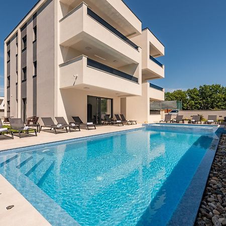Apartments Menalo Elegance Zaton  Exterior photo