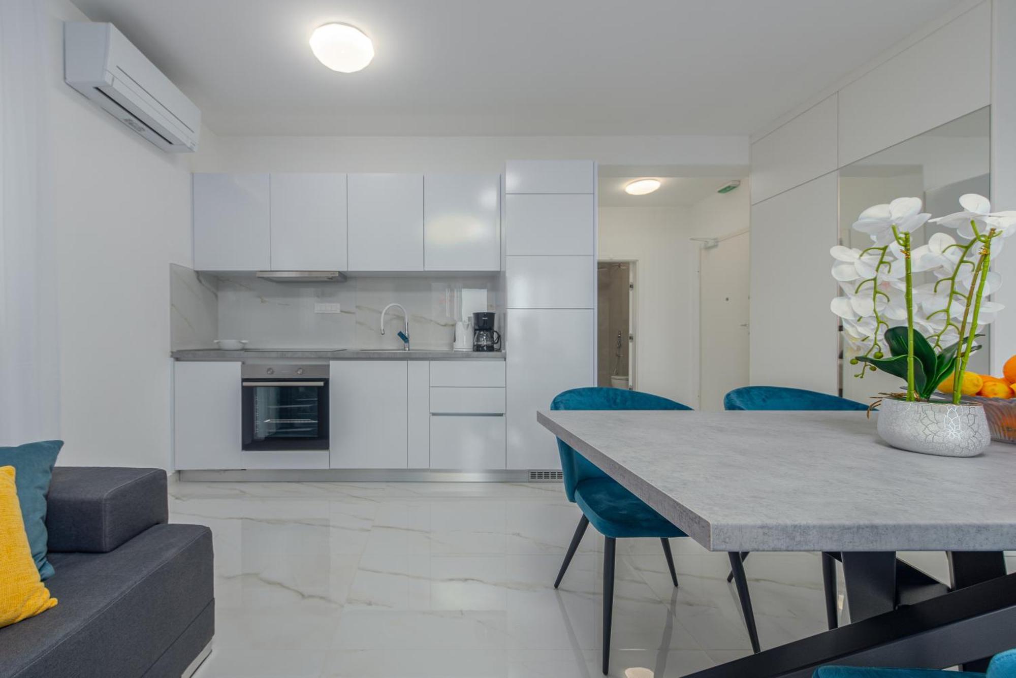 Apartments Menalo Elegance Zaton  Exterior photo